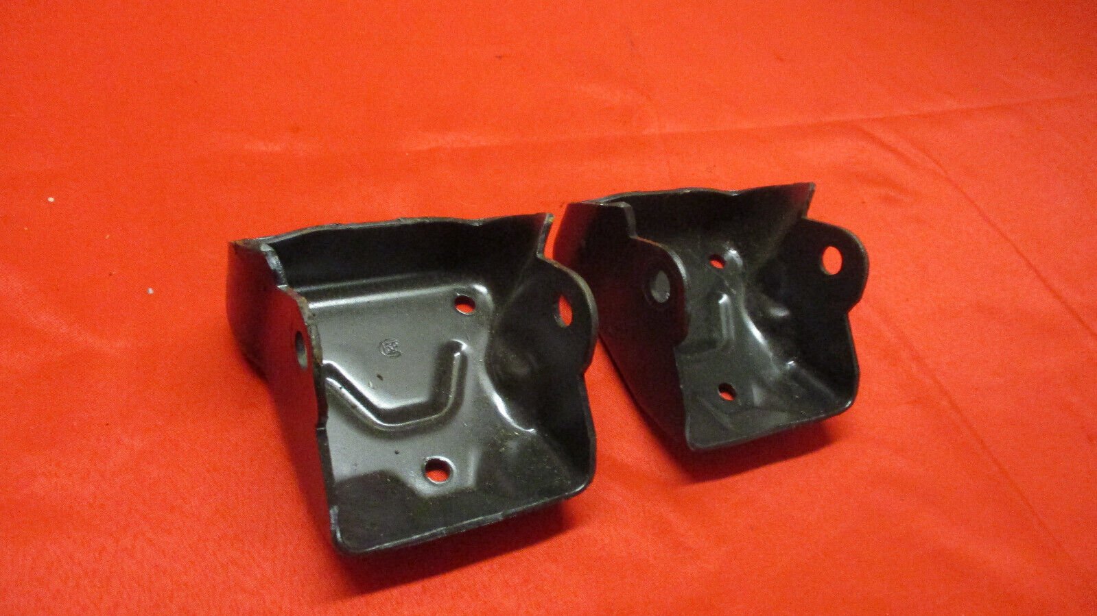 1973-1992 A BODY F BODY G BODY MONTE-CARLO CAMARO MOTOR MOUNT BRACKET 305 350