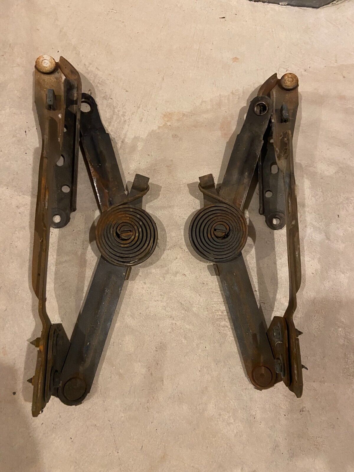 78-88 El Camino, Malibu, Lemans, Hood Hinges G Body