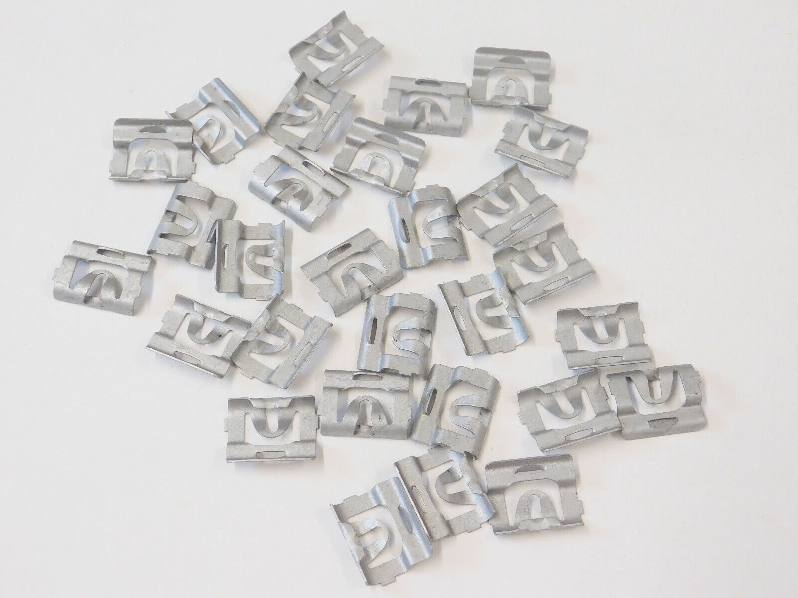 1982-88 G Body Windshield / Rear Window Reveal Clips – 25 pcs