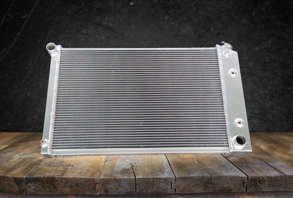 Aluminum 3 Row Radiator 162 Fit 78-88 G-Body Monte Carlo El Camino Regal Cutlass