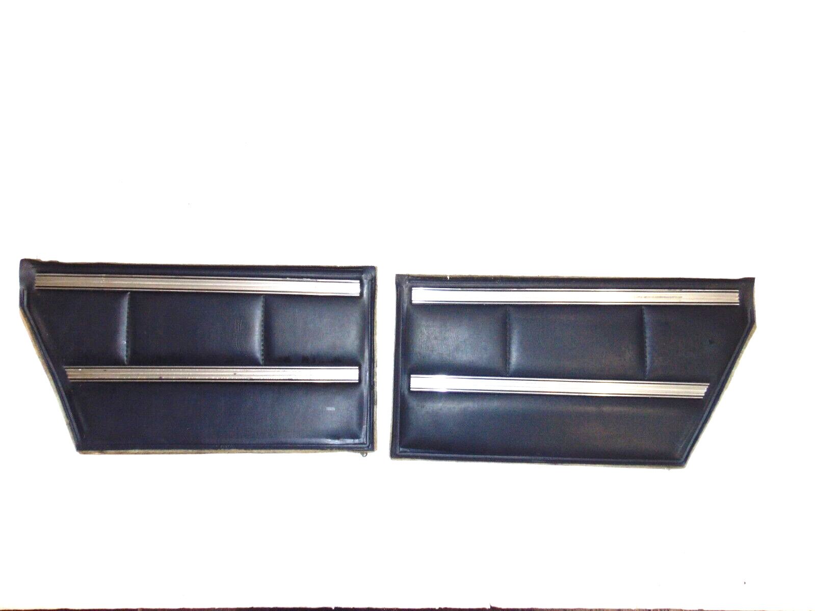 Dark blue rear panel inserts interior G body 78-88