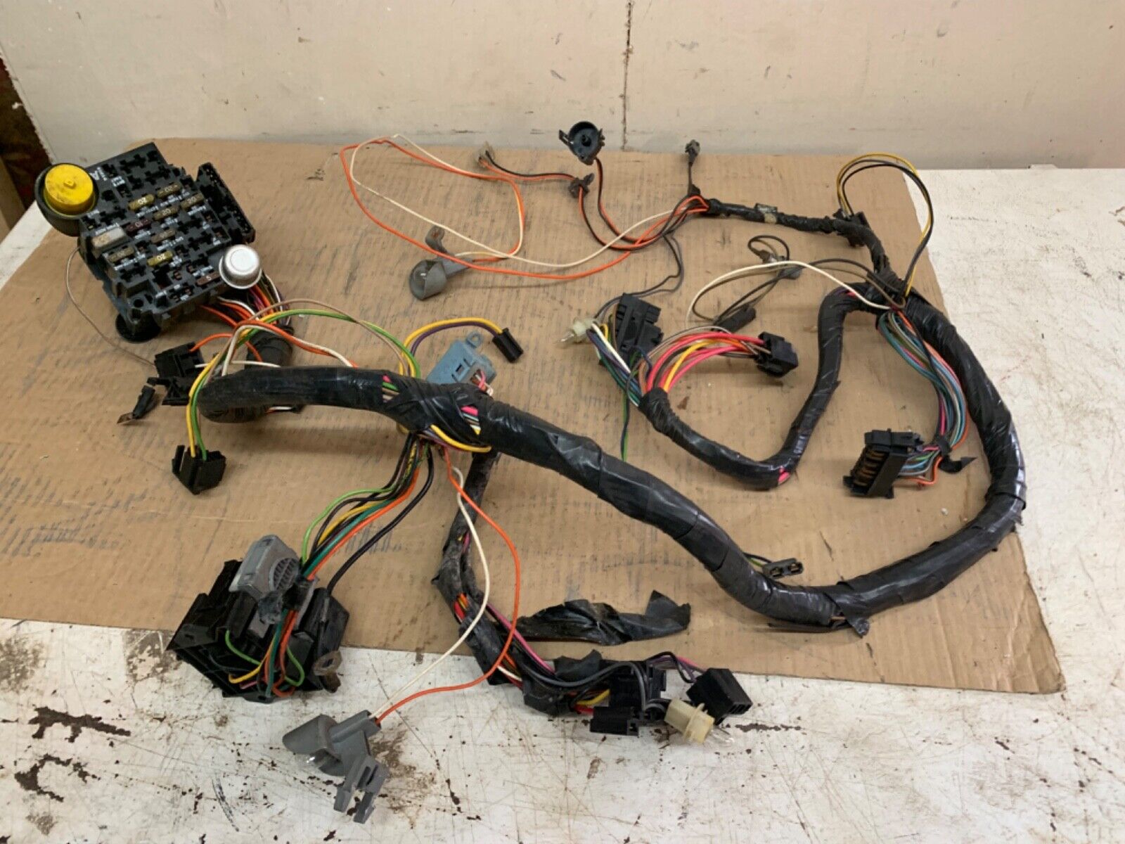 1978-80 GM OEM UNDER DASH WIRING HARNESS MONTE CARLO CUTLASS OTHER G-BODY 78 79