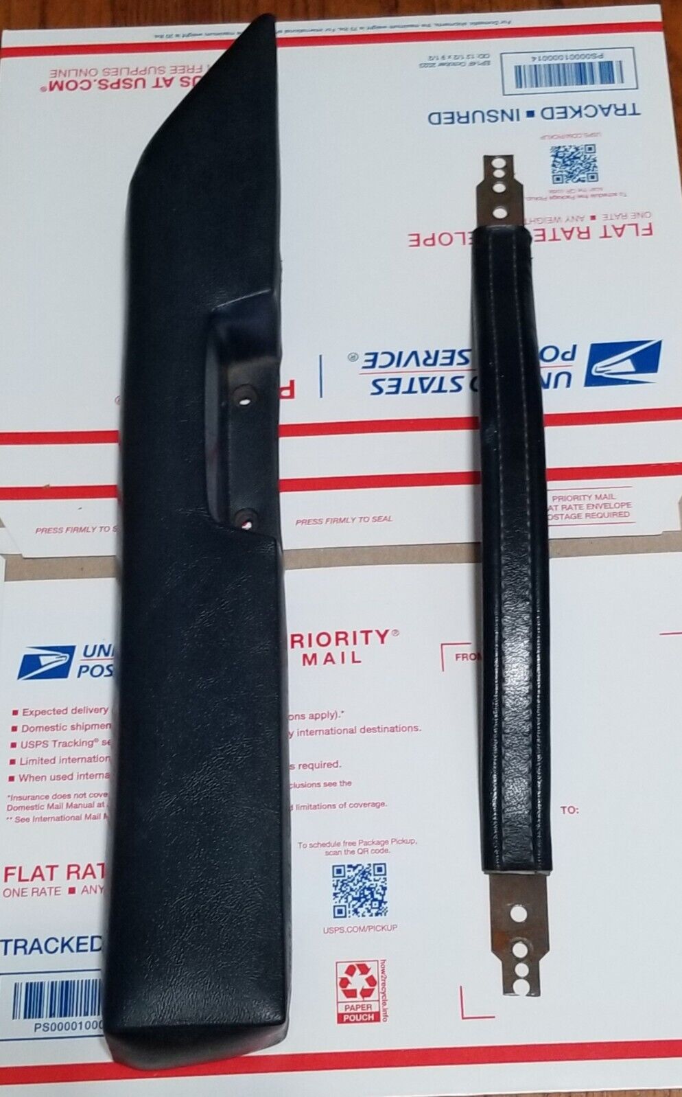 1978-1988 G body arm rest & pull Strap. Dark Blue. Right Door Side Only. Used