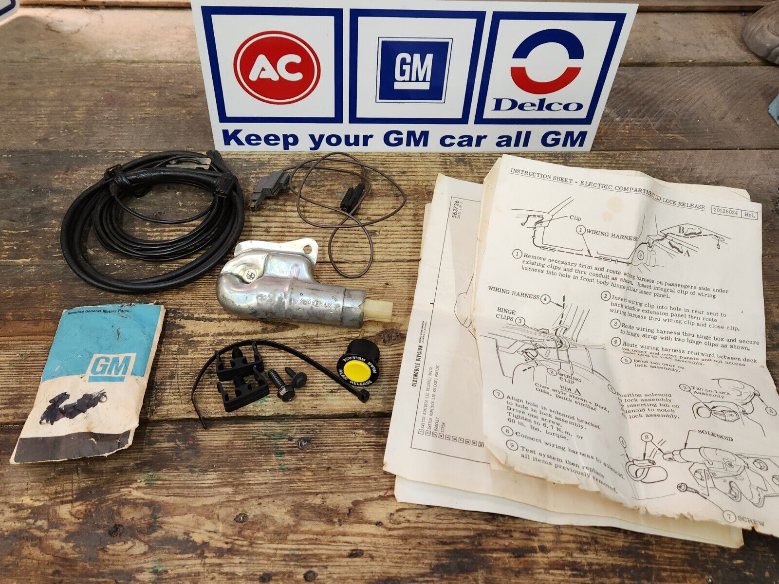 NOS 1978-91 GM CHEVY OLDS G-BODY 442 CUTLASS CAPRICE TRUNK LOCK RELEASE SOLENOID