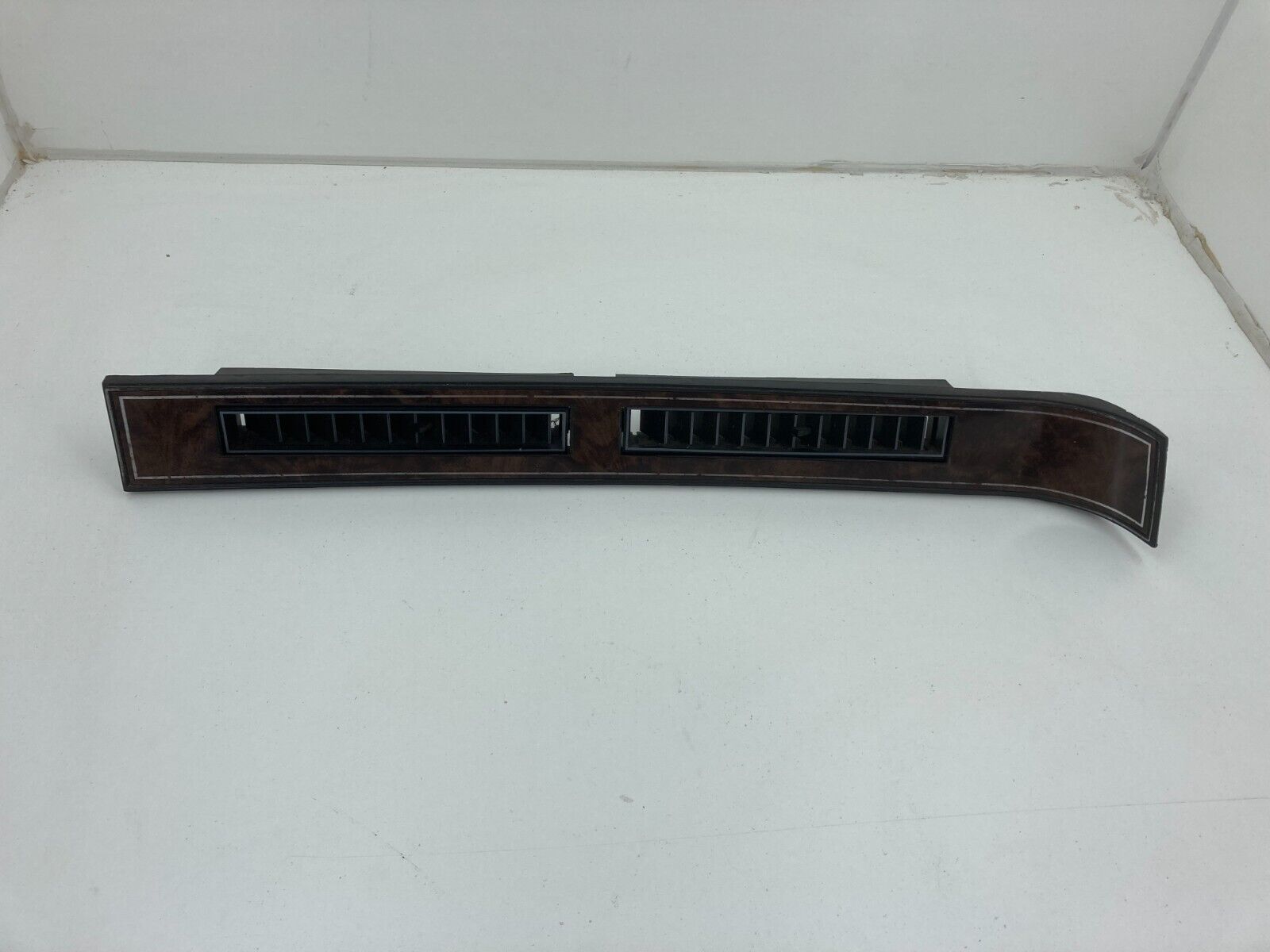 1978-1987 88 Oldsmobile Cutlass Dash Trim AC Vent Woodgrain Bezel G Body