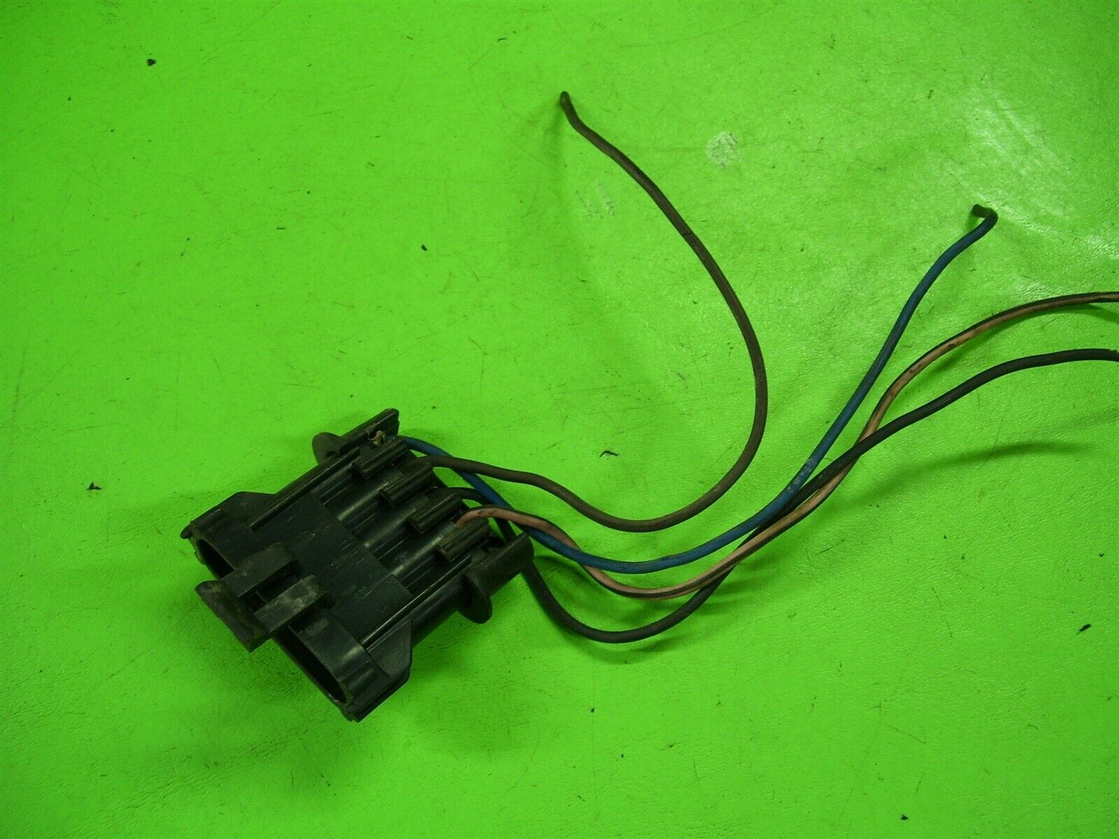 1984 85 86 Monte Carlo SS G-Body Electronic Spark Control Module PLUG CONNECTOR