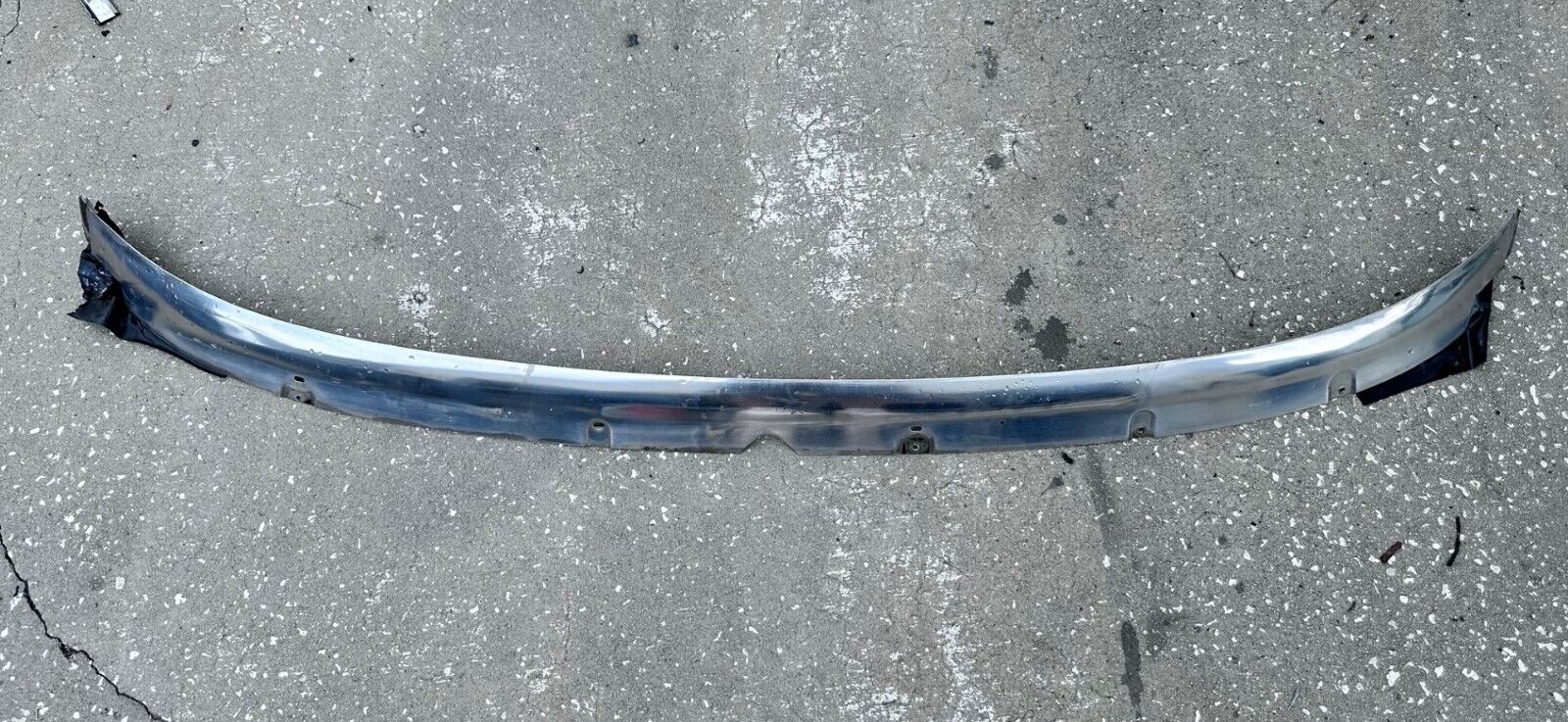 1978 – 88 G Body  – Windshield Cowl Trim Firewall Trim Molding Wiper OEM