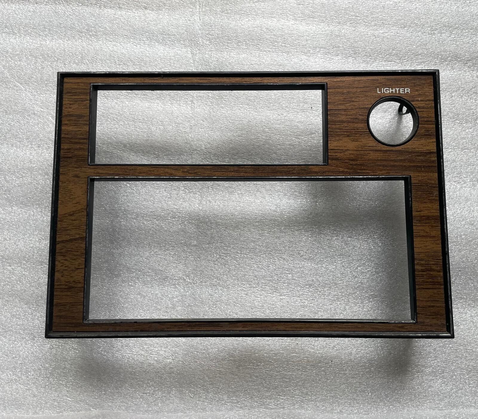 1981-1988 Monte Carlo Cutlass 442 Woodgrain Radio Bezel Dash Trim Plate G Body