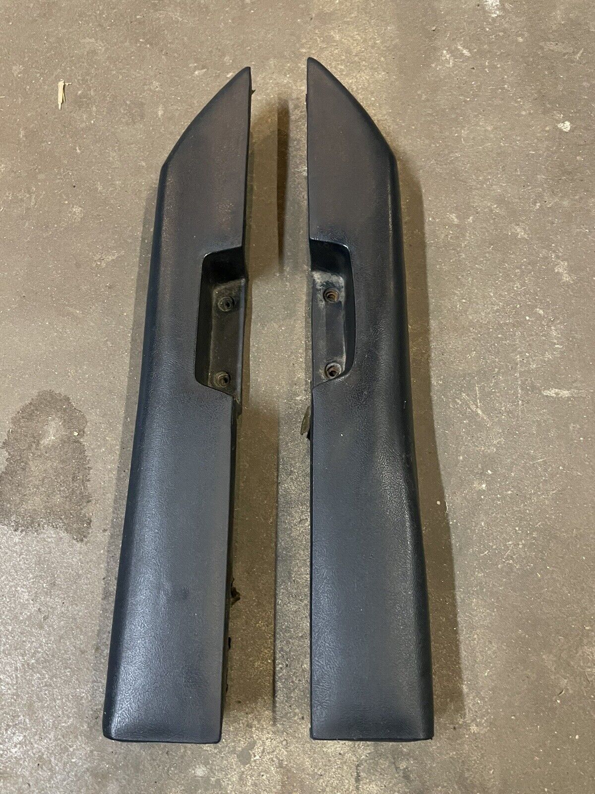 1978-88 G Body Monte Carlo Cutlass Regal Interior Arm Rests