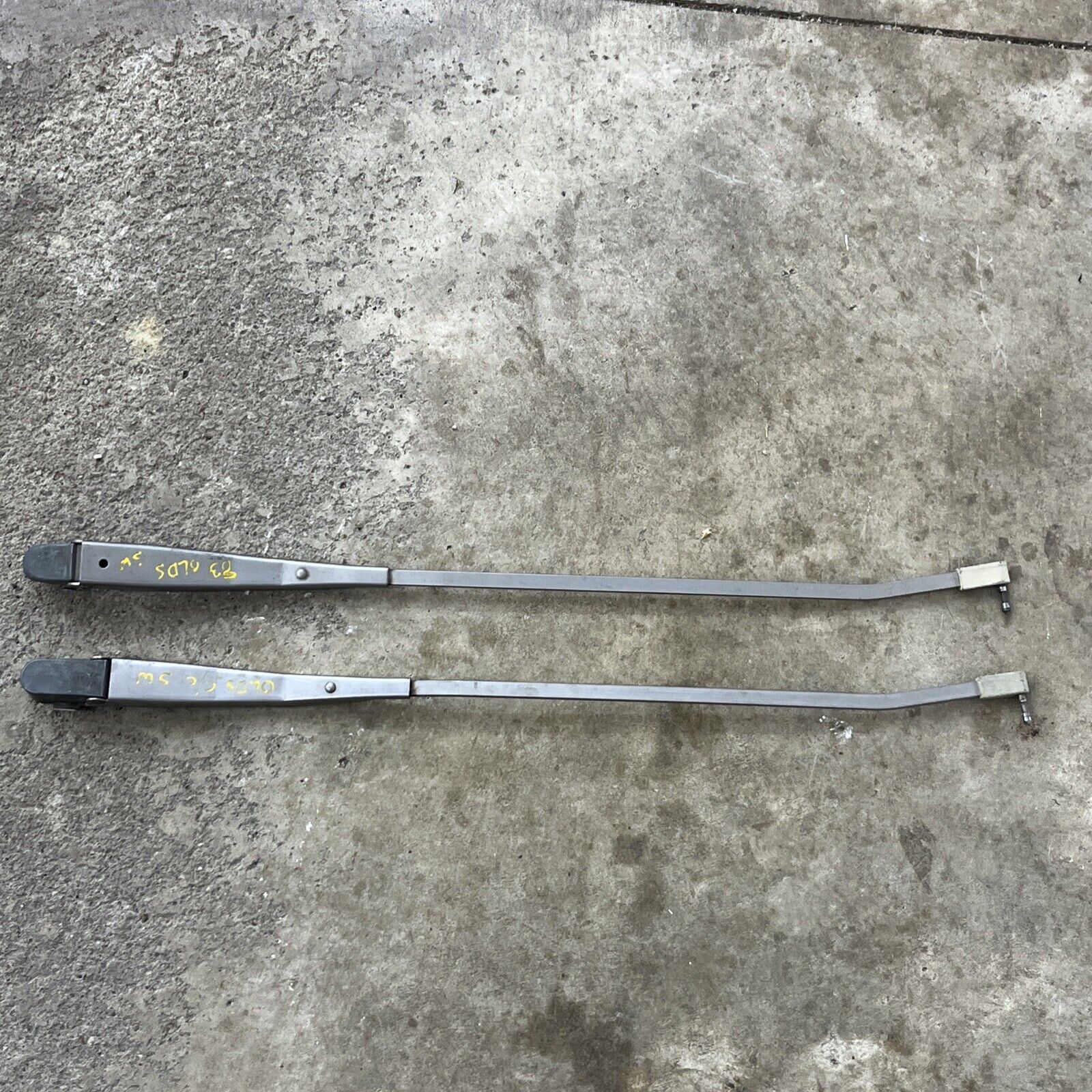 1978 – 88 Wiper Arms G Body GM Cutlass Hurst Olds Monte Carlo Regal Pair OEM