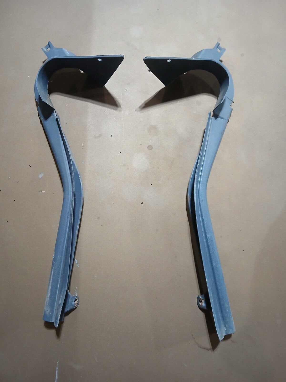 1978-1988  G BODY OLDS CUTLASS MONTE REGAL DASHBOARD SIDE TRIM MOLDINGS  BLUE