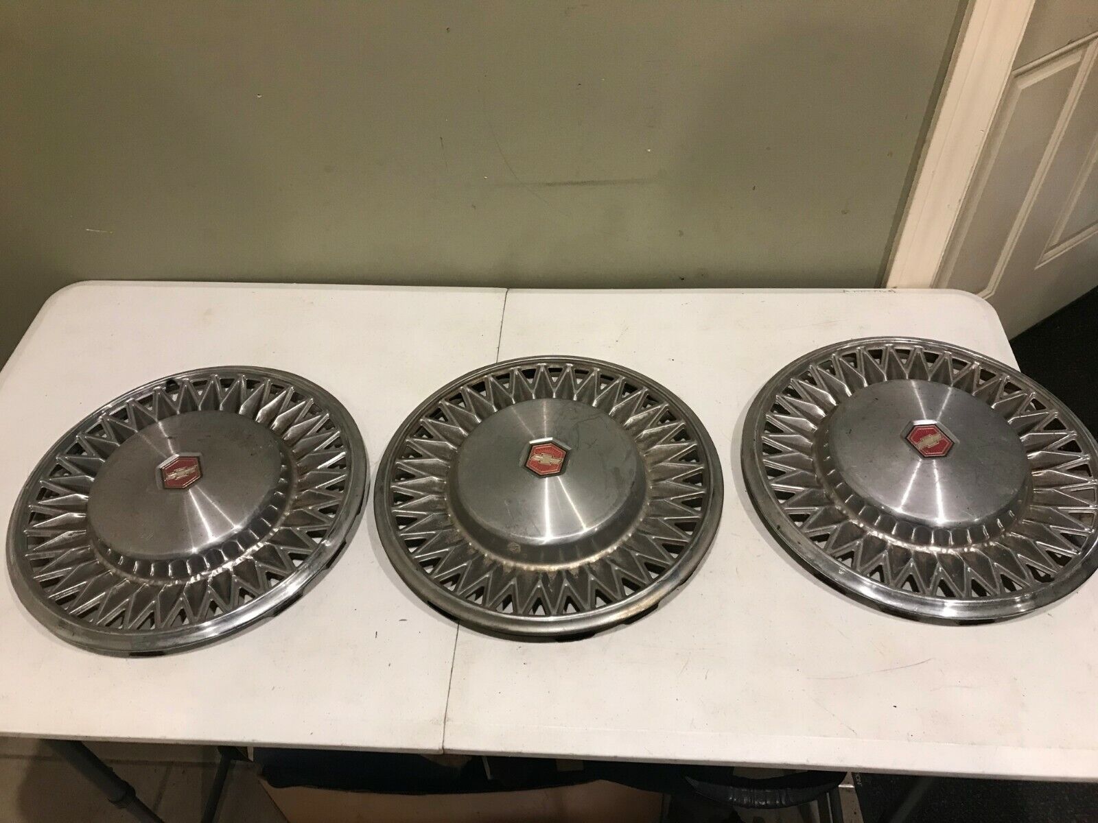 78 79 80 Chevy Malibu Lot of 3 14″ Full Face Hubcaps Used G Body Hot Rod 02CE3