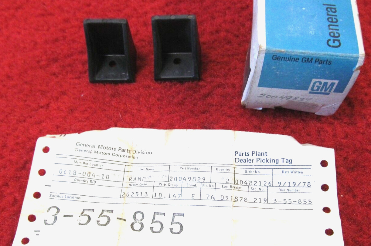 1978-1988 Chevy Monte Carlo Mailbu El Camino NOS GM Wiper Arm Stop Set G Body