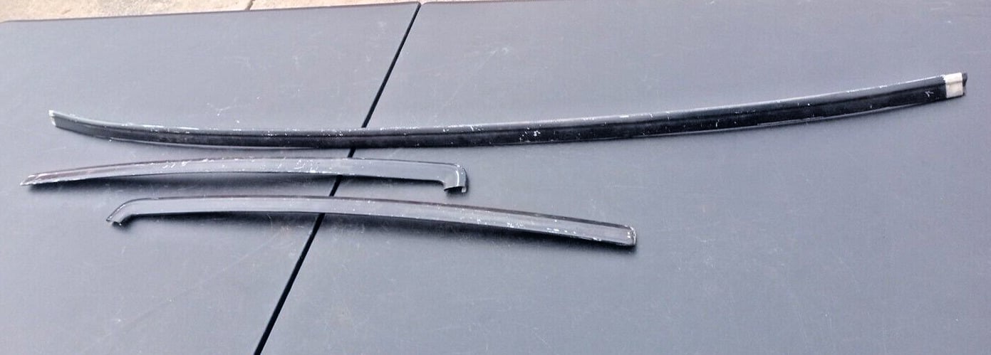 1978-88 2 Door G-Body Front Windshield Trim Molding Set Painted Black LOC-163