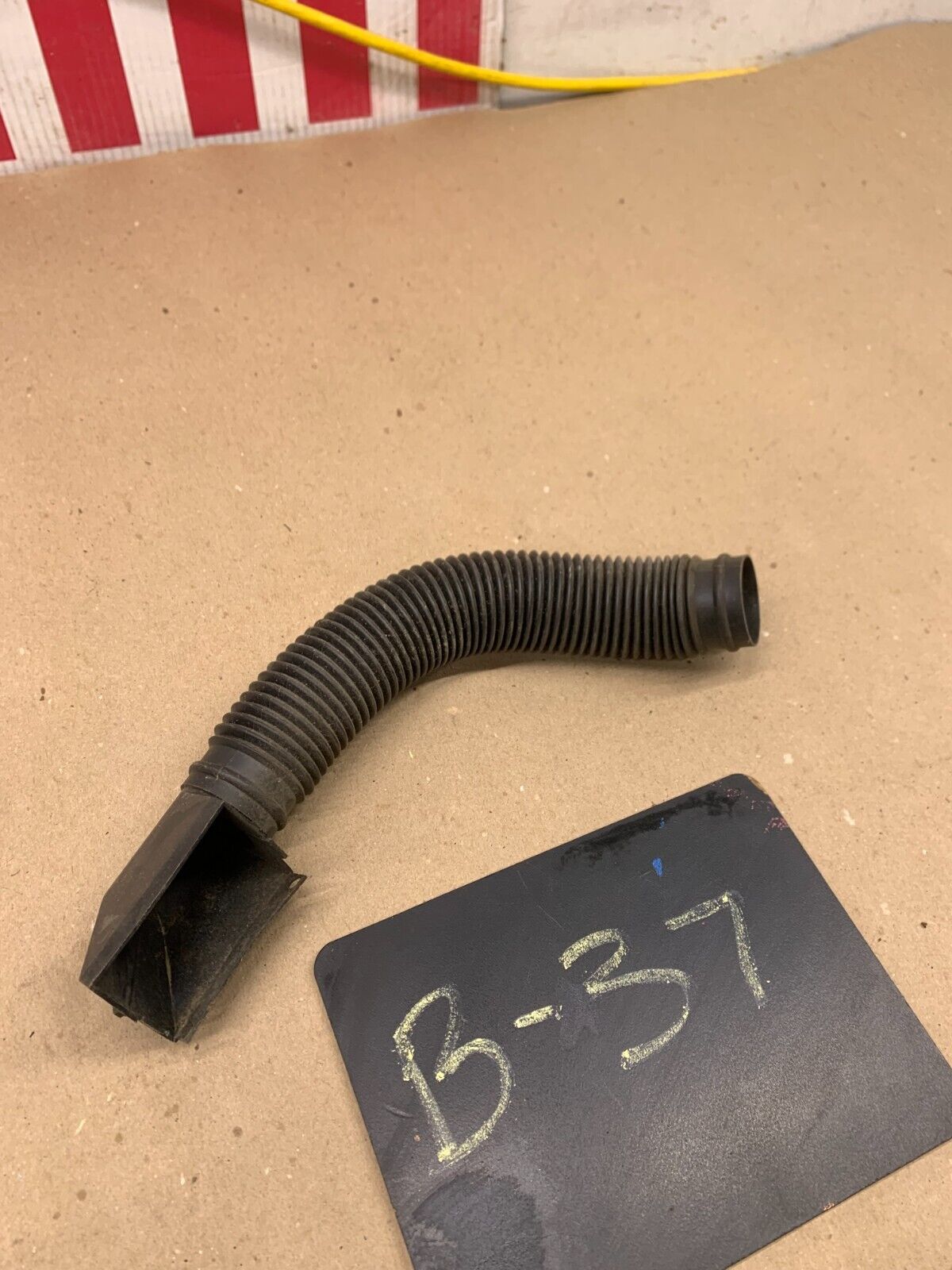 81 83 85 1982 1987 GRAND PRIX G BODY MONTE CARLO A/C DUCT VENT TUBE HOSE DASH?