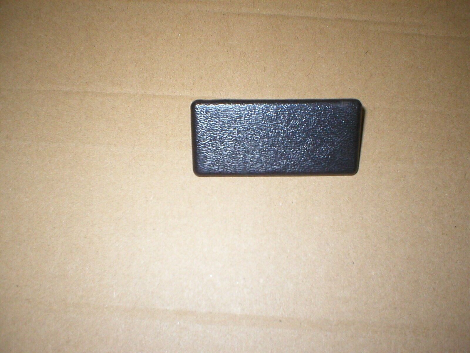 1982-89 CAMARO FIREBIRD G BODY ECM DIAGNOSTIC PORT CONNECTOR DASH TRIM PLASTIC