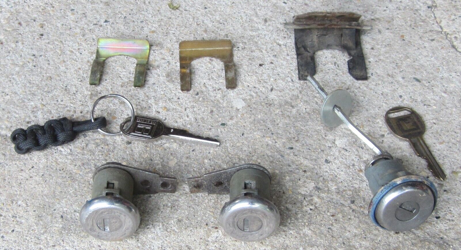 1980 Chevrolet Malibu Door (2) & Trunk Lock w/ Keys Used Chevy G Body ?