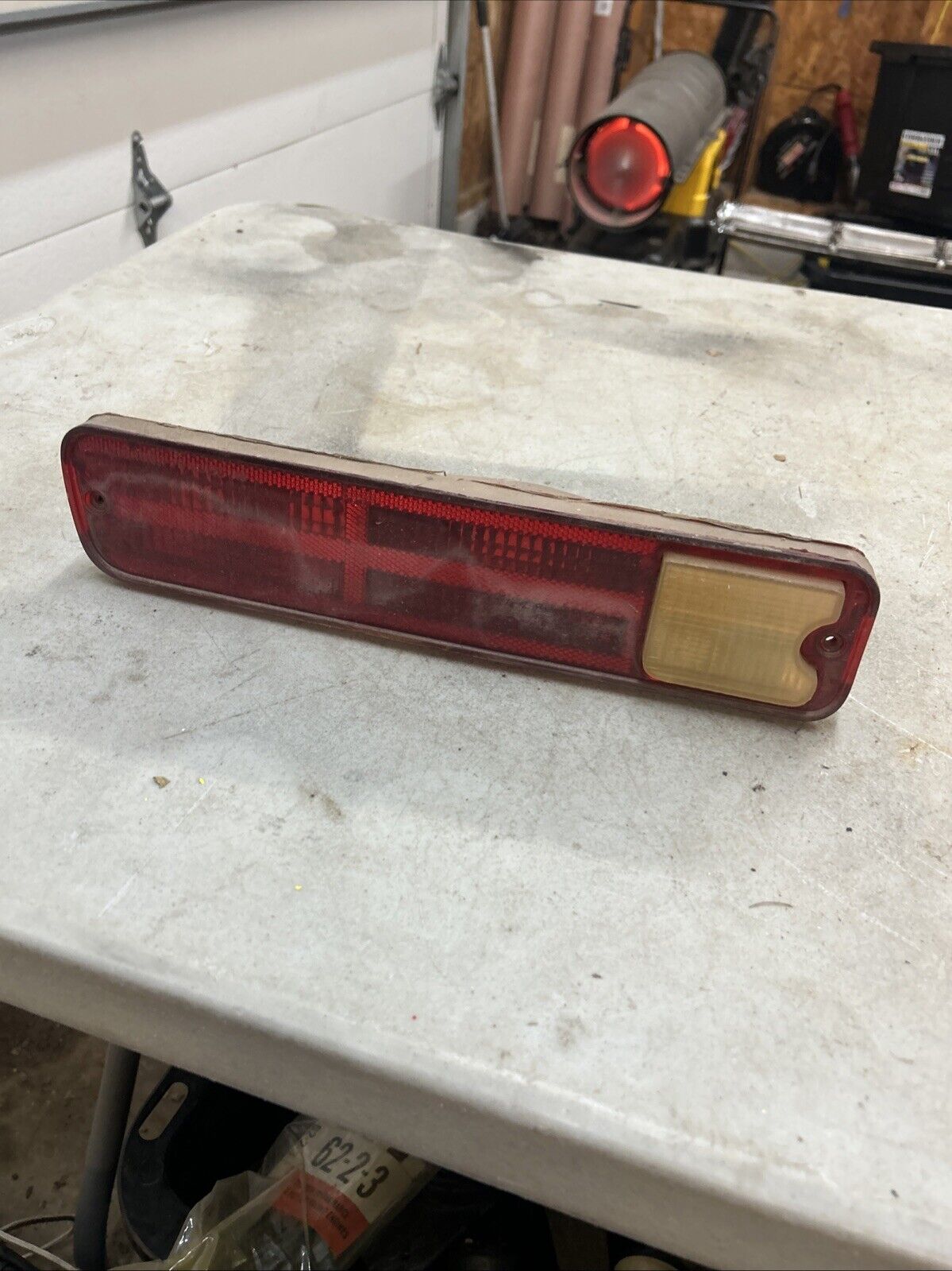 1979-1987 G-Body El Camino Malibu Wagon Tail Light Lamp Lens RH Driver Side OEM